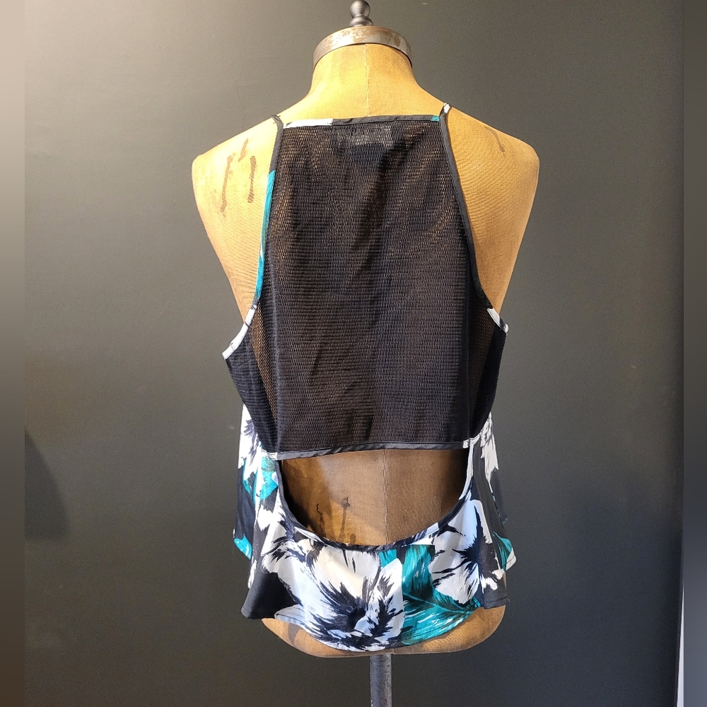 The Fifth Label Mesh Back Tank - Picture 3 of 5
